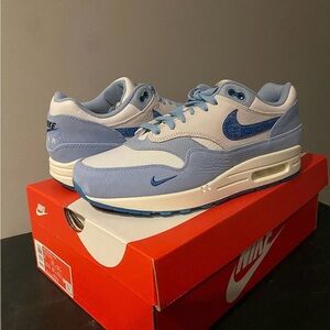 Nike Air Max 1 Blueprint size 9